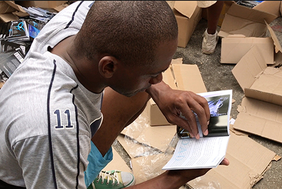 cuban reading book