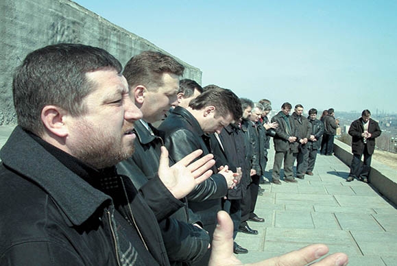 Russia's churches have asked for more Bibles and New Testaments to be used as powerful tools in the hands of thousands of Russian volunteer evangelists.